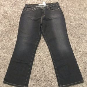 Levi’s Relaxed boot cut jeans